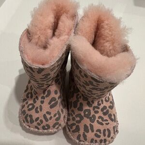 UGG Leopard Print Pink Fuzzy Boots